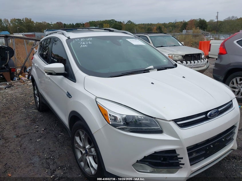 FORD ESCAPE TITANIUM