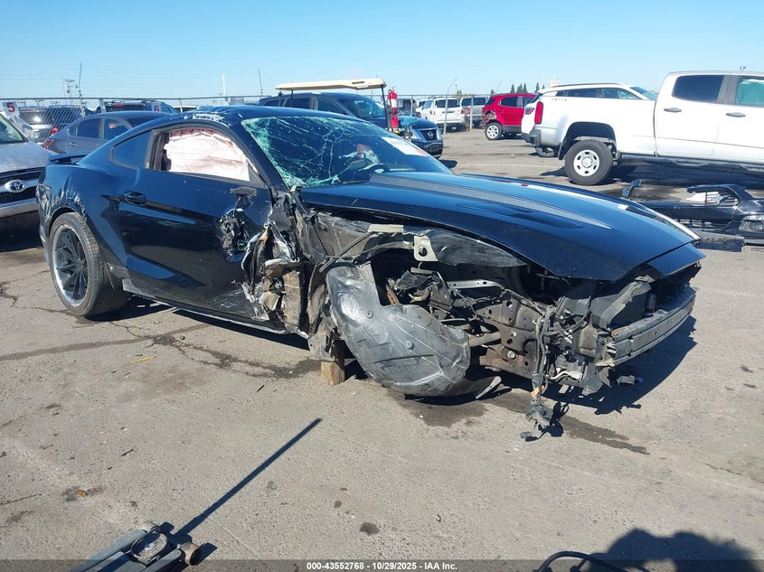 FORD MUSTANG GT PREMIUM
