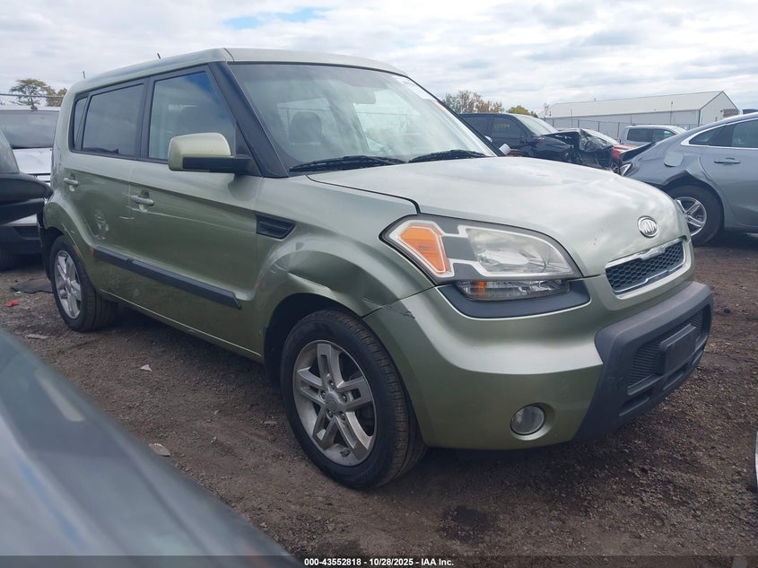KIA SOUL +