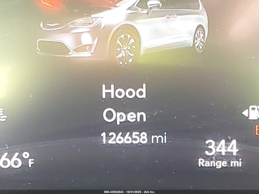 2017 Chrysler Pacifica Limited VIN: 2C4RC1GG2HR584040 Lot: 43552842