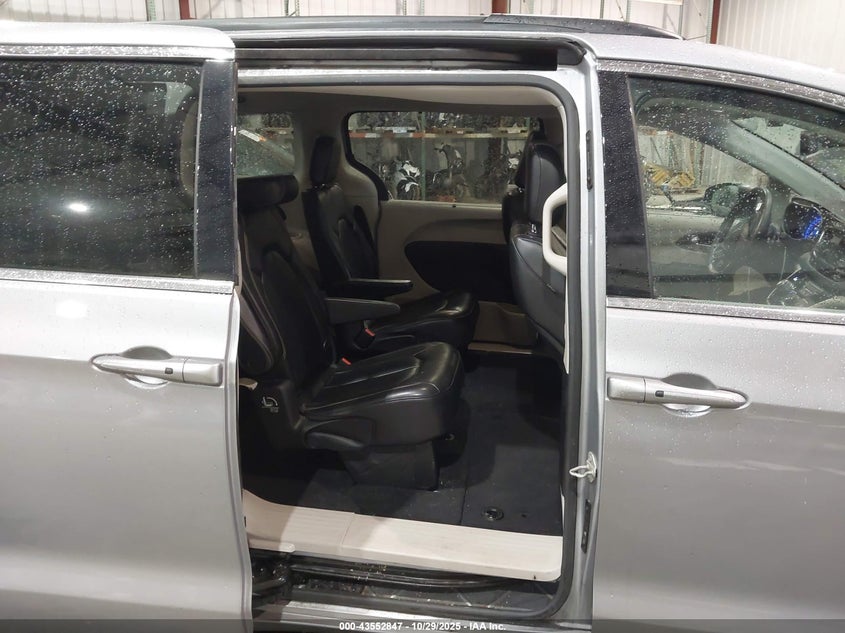 2020 Chrysler Voyager Lxi VIN: 2C4RC1DG3LR264755 Lot: 43552847