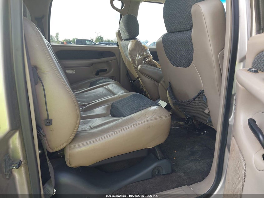 2002 Chevrolet Avalanche 1500 VIN: 3GNEC13T22G216530 Lot: 43552854