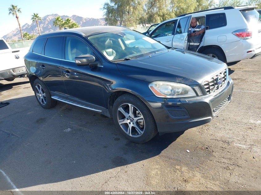 VOLVO XC60 T6