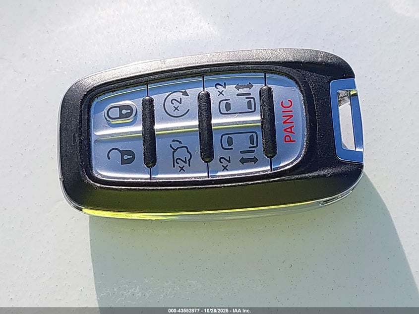 2020 Chrysler Voyager Lxi VIN: 2C4RC1DG7LR266024 Lot: 43552877