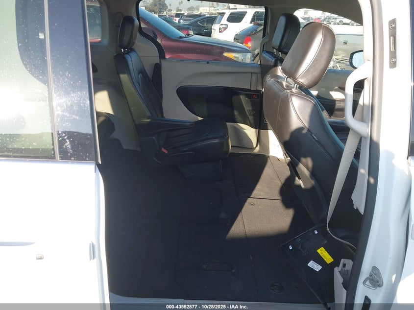 2020 Chrysler Voyager Lxi VIN: 2C4RC1DG7LR266024 Lot: 43552877