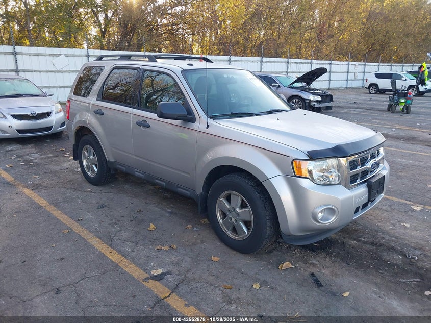 FORD ESCAPE XLT AUTOMATIC