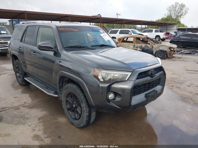 TOYOTA 4RUNNER SR5