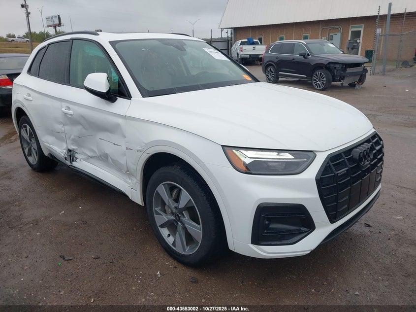 AUDI Q5 PREMIUM PLUS 40 TFSI QUATTRO S TRONIC