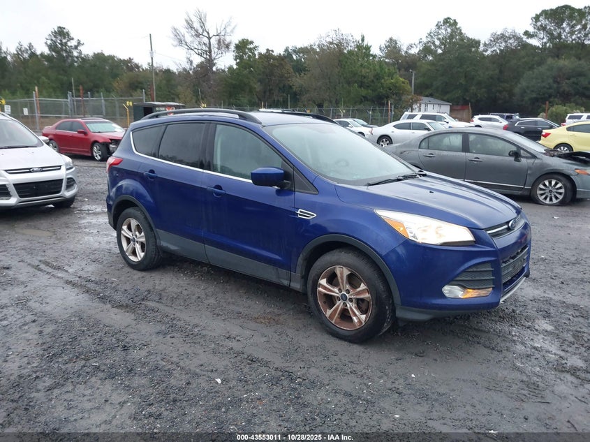 FORD ESCAPE SE