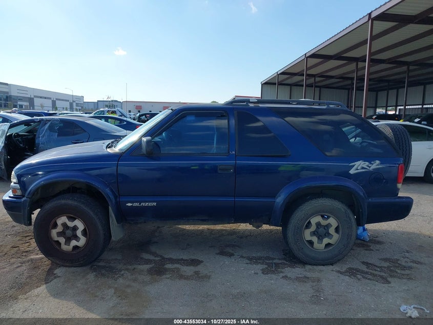 2001 Chevrolet Blazer Ls VIN: 1GNCT18W51K144367 Lot: 43553034