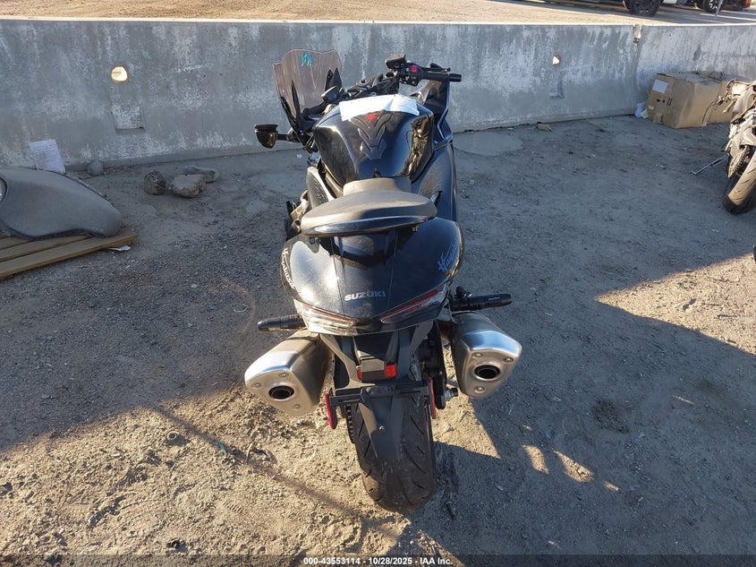 2024 Suzuki Gsx1300 Rr VIN: JS1EJ11D9R7100140 Lot: 43553114