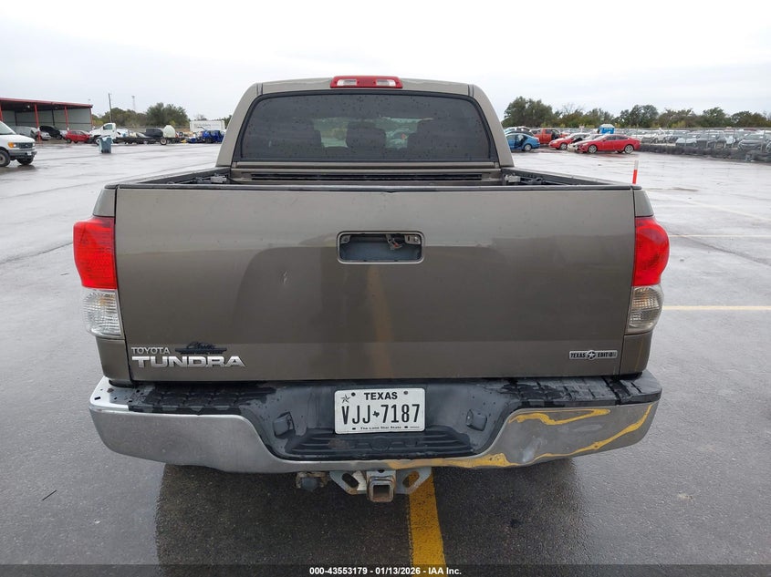 2007 Toyota Tundra Sr5 5.7L V8 VIN: 5TBEV54147S456820 Lot: 43553179