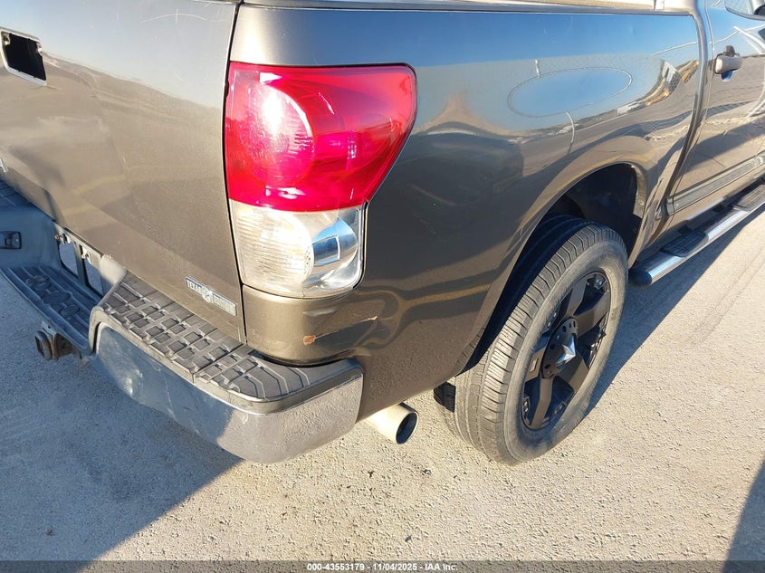 2007 Toyota Tundra Sr5 5.7L V8 VIN: 5TBEV54147S456820 Lot: 43553179