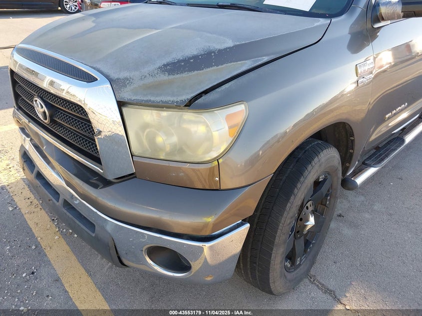 2007 Toyota Tundra Sr5 5.7L V8 VIN: 5TBEV54147S456820 Lot: 43553179