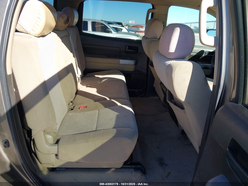 2007 Toyota Tundra Sr5 5.7L V8 VIN: 5TBEV54147S456820 Lot: 43553179