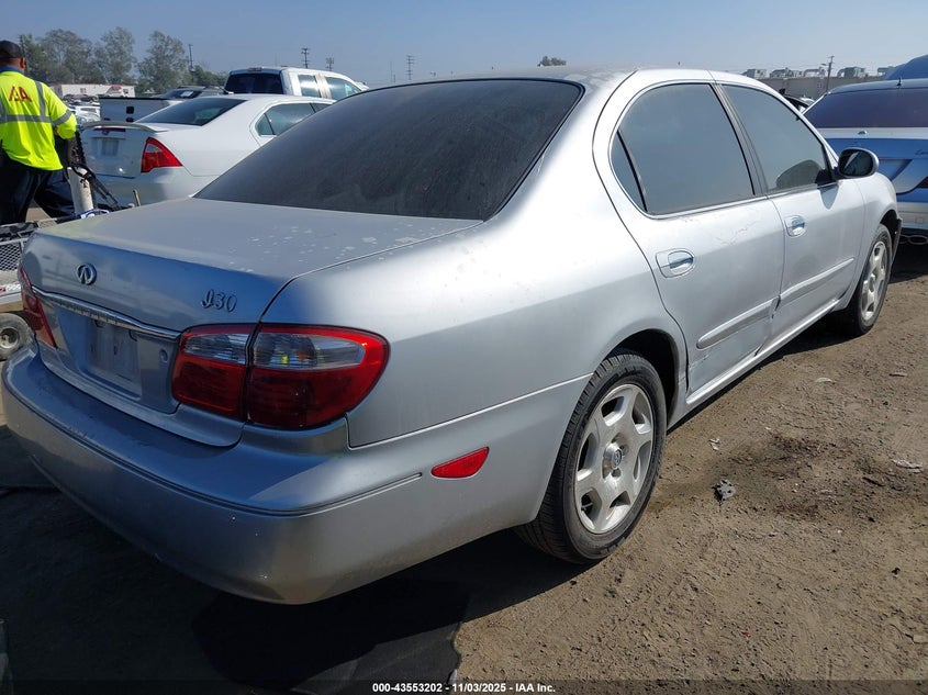 JNKCA31AX1T021293 2001 INFINITI I photo no. 4