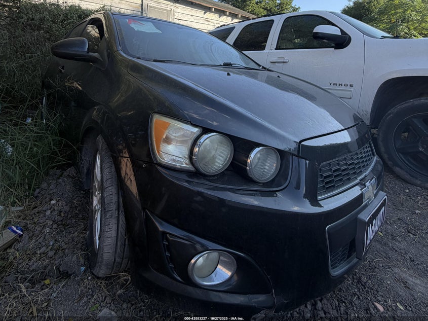 CHEVROLET SONIC LT AUTO