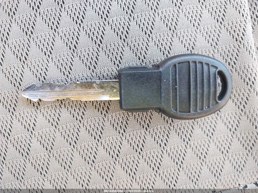 2008 Chrysler Town & Country Lx VIN: 2A8HR44H28R148113 Lot: 43553286