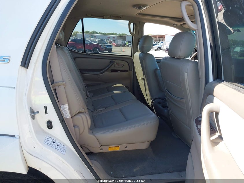 2005 Toyota Sequoia Sr5 V8 VIN: 5TDZT34A55S261017 Lot: 43554310