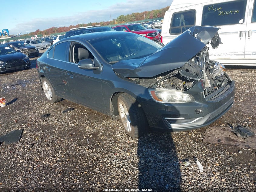 VOLVO S60 T5 PREMIER