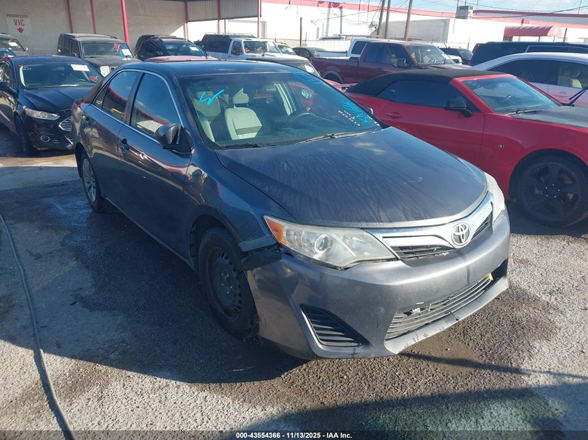 TOYOTA CAMRY LE