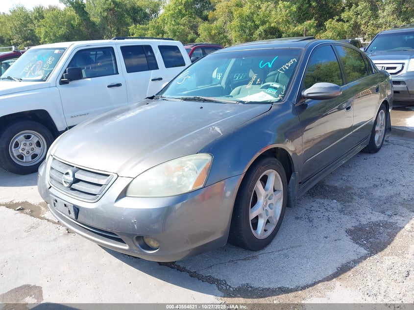 2004 Nissan Altima 3.5 Se brown sedan gasoline 1N4BL11D54C178309 photo #3