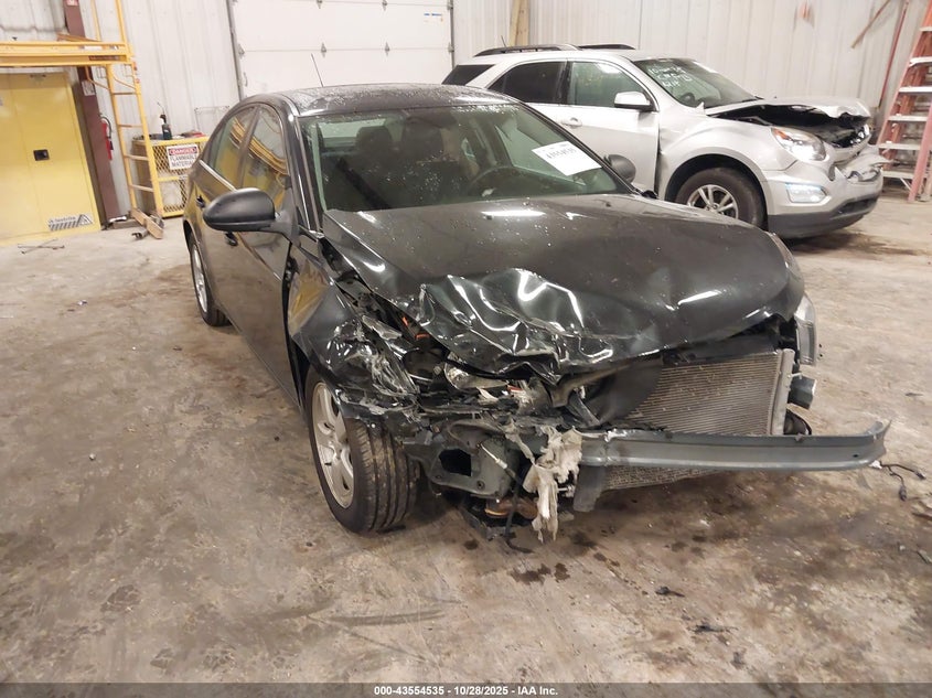 CHEVROLET CRUZE 1LT AUTO