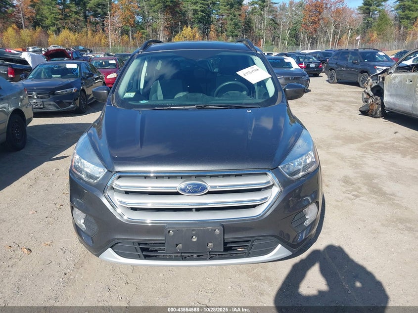 2018 FORD ESCAPE SE 1FMCU0GD7JUB75099
