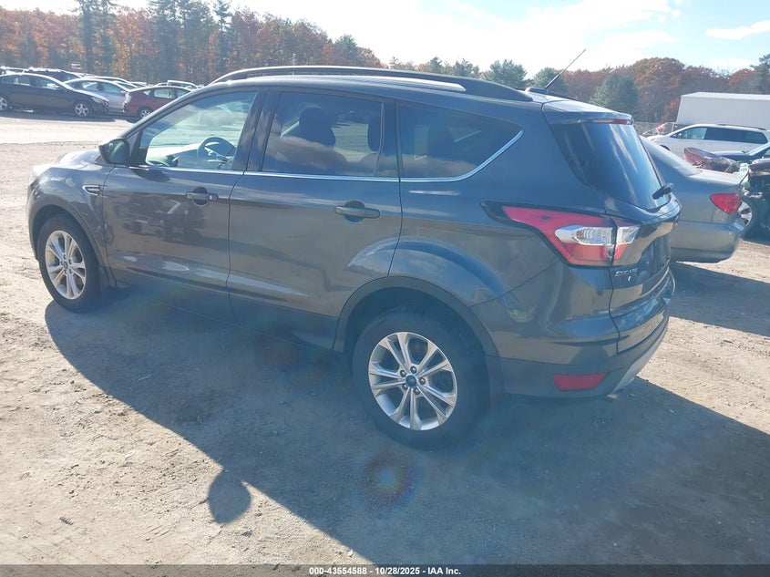 2018 FORD ESCAPE SE 1FMCU0GD7JUB75099