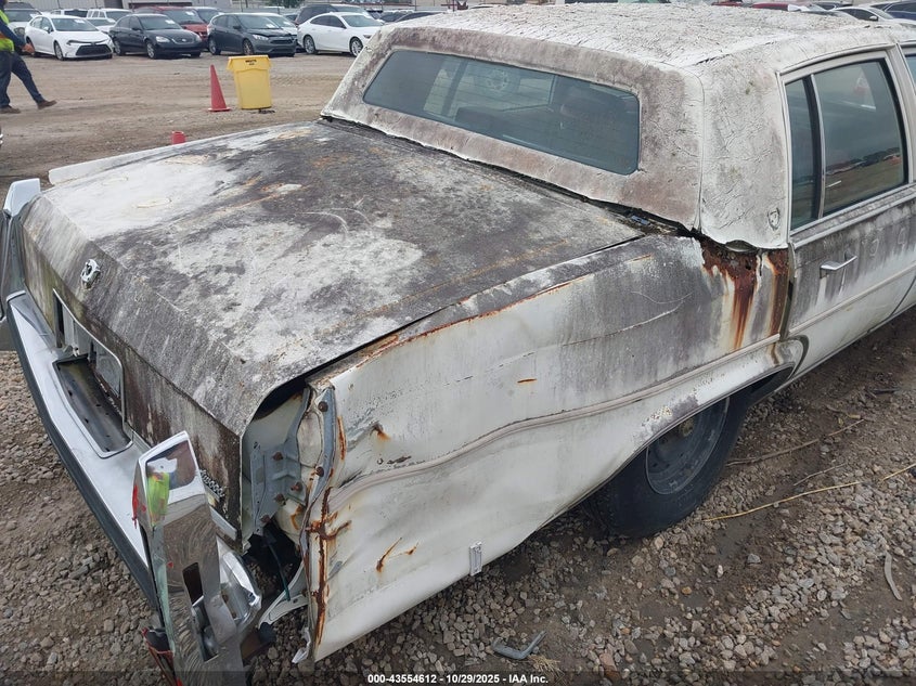 1986 Cadillac Fleetwood Brougham VIN: 1G6DW69Y9G9745463 Lot: 43554612