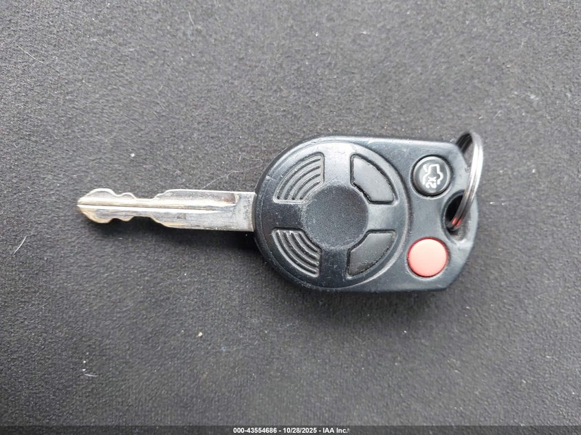 2008 Mercury Milan I4 VIN: 3MEHM07ZX8R633613 Lot: 43554686