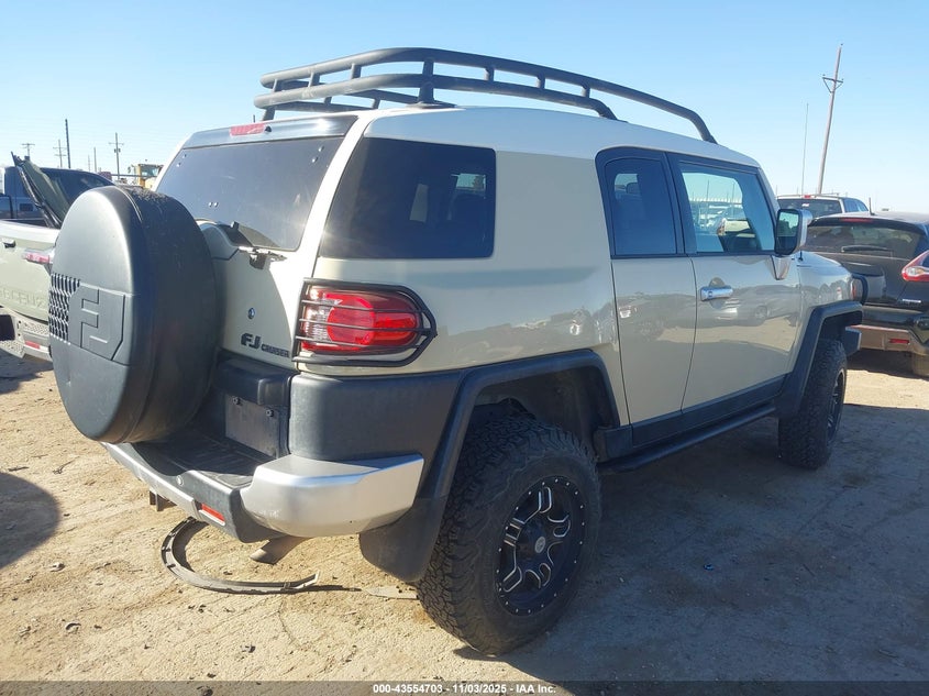 JTEBU11F58K047364 2008 TOYOTA FJ CRUISER photo no. 4