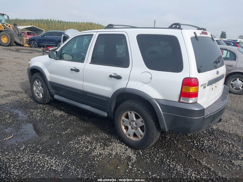 1FMYU93196KC05308 2006 FORD ESCAPE photo no. 3