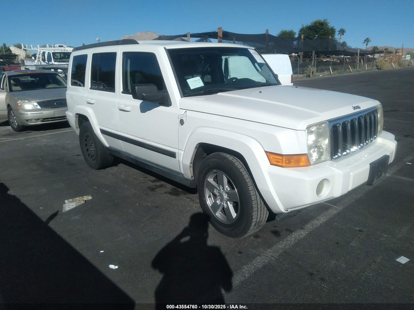 1J8HG48N28C246802 2008 Jeep Commander Sport auction photo 1