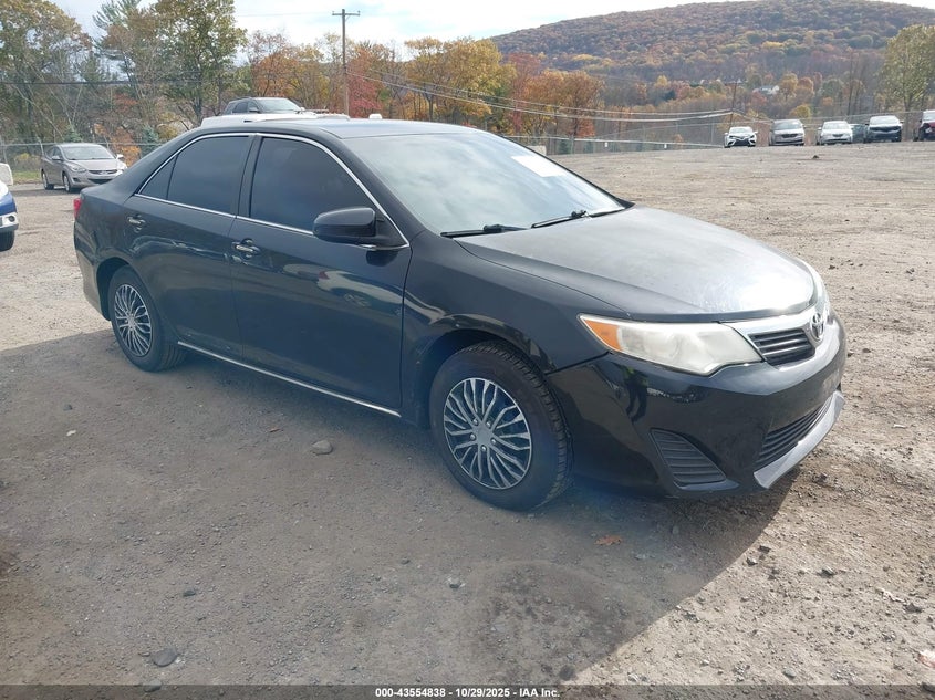 2014 TOYOTA CAMRY LE - 4T4BF1FK2ER354562