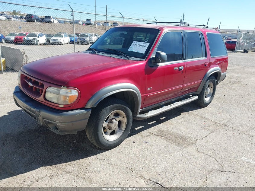2000 Ford Explorer Xlt