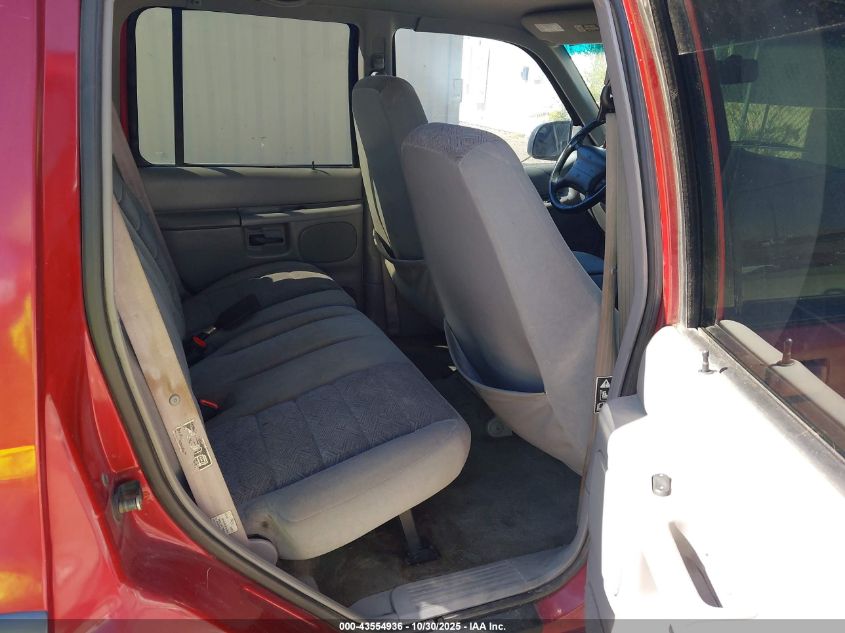 2000 Ford Explorer Xlt VIN: 1FMZU73E2YZC57692 Lot: 43554936