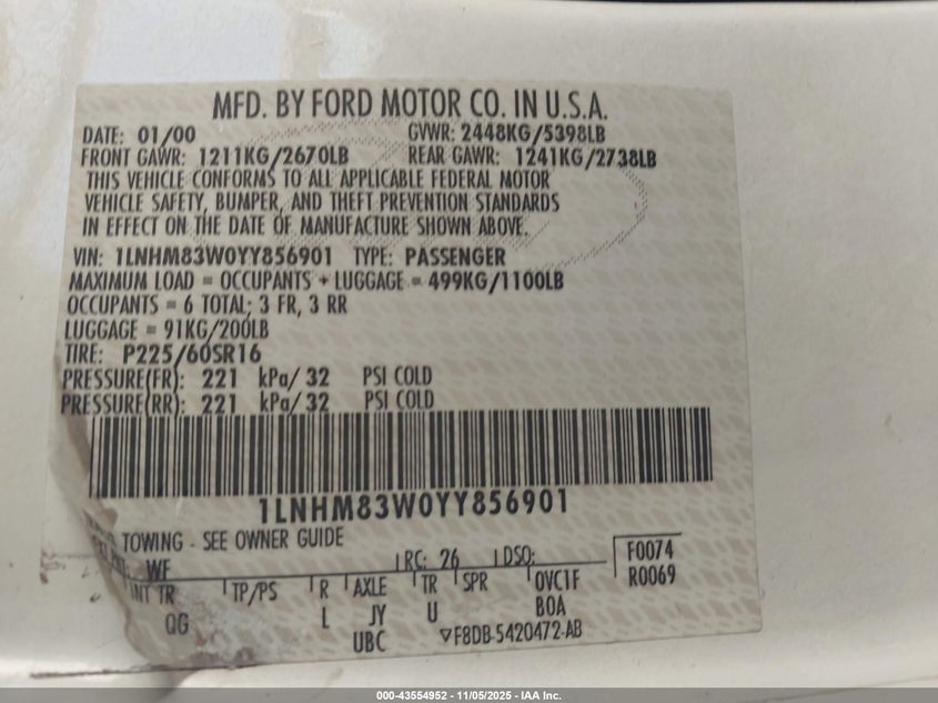 2000 Lincoln Town Car Cartier VIN: 1LNHM83W0YY856901 Lot: 43554952