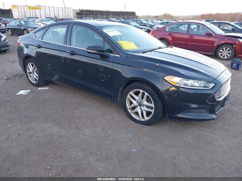 FORD FUSION SE