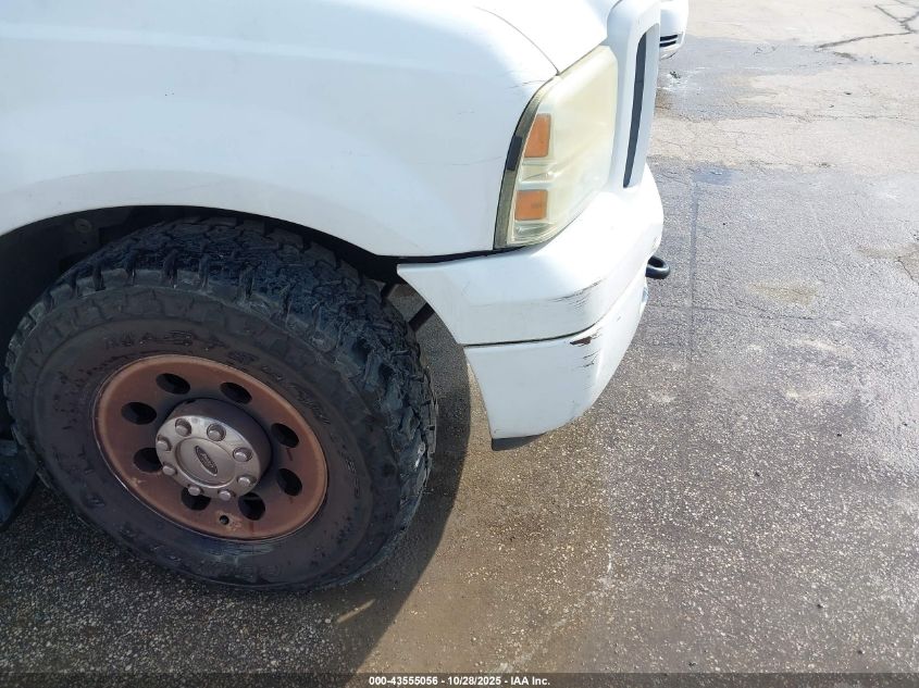 2005 Ford F-250 Lariat/Xl/Xlt VIN: 1FTNX20525ED10895 Lot: 43555056