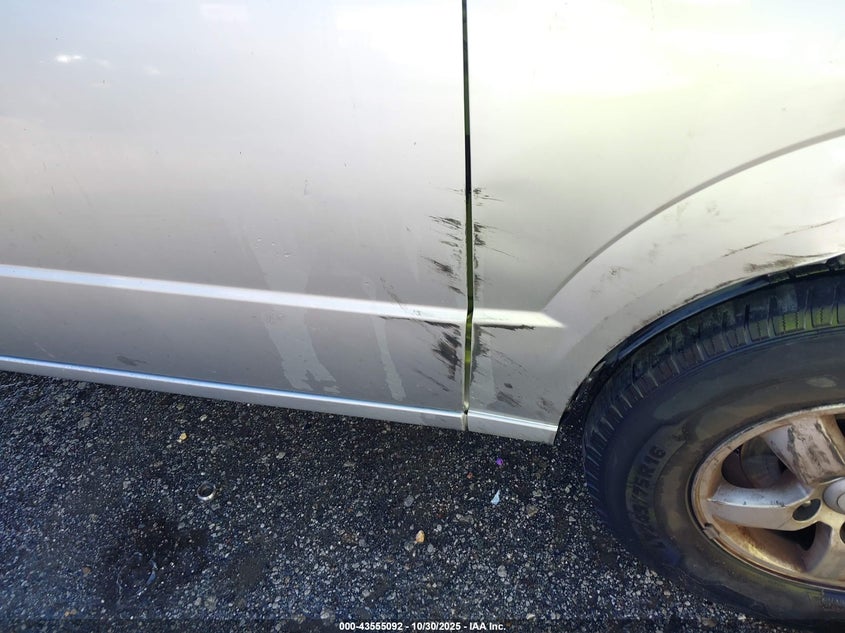 2009 Kia Sorento Lx Base VIN: KNDJD735695891145 Lot: 43555092