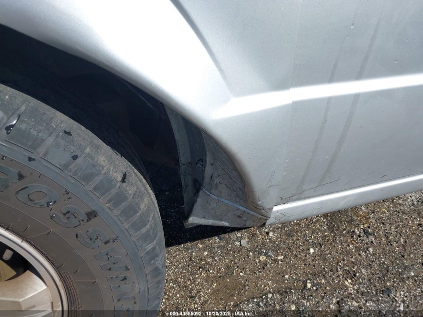 2009 Kia Sorento Lx Base VIN: KNDJD735695891145 Lot: 43555092