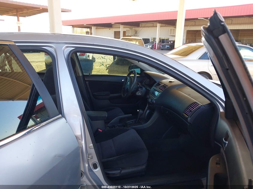 1HGCM56304A093300 2004 HONDA ACCORD photo no. 5