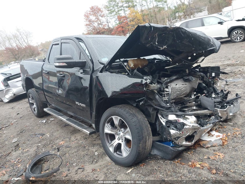 RAM 1500 BIG HORN 4X4 6 4 BOX