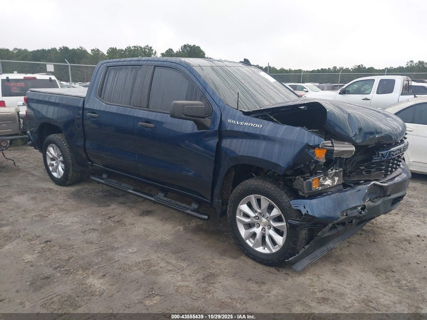 CHEVROLET SILVERADO 1500 2WD SHORT BED CUSTOM