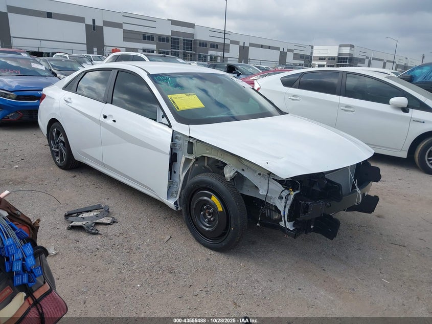 HYUNDAI ELANTRA SEL SPORT