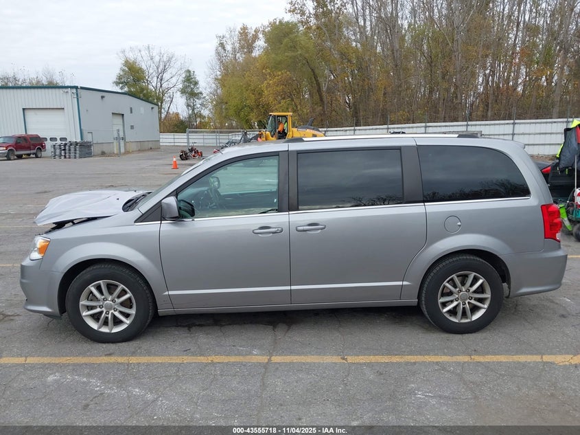 2018 Dodge Grand Caravan Sxt VIN: 2C4RDGCG1JR216105 Lot: 43555718