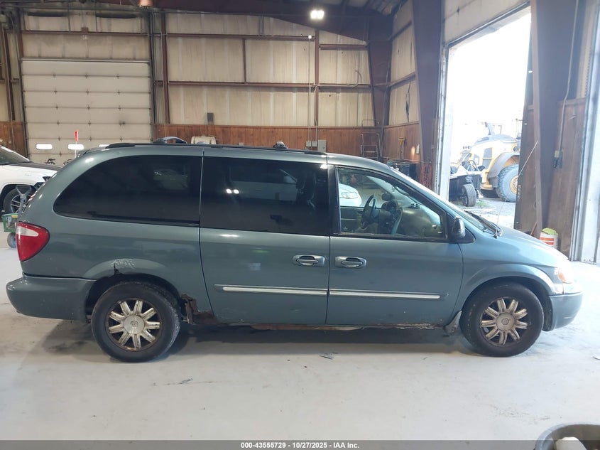 2006 Chrysler Town & Country Touring VIN: 2A4GP54L46R795610 Lot: 43555729