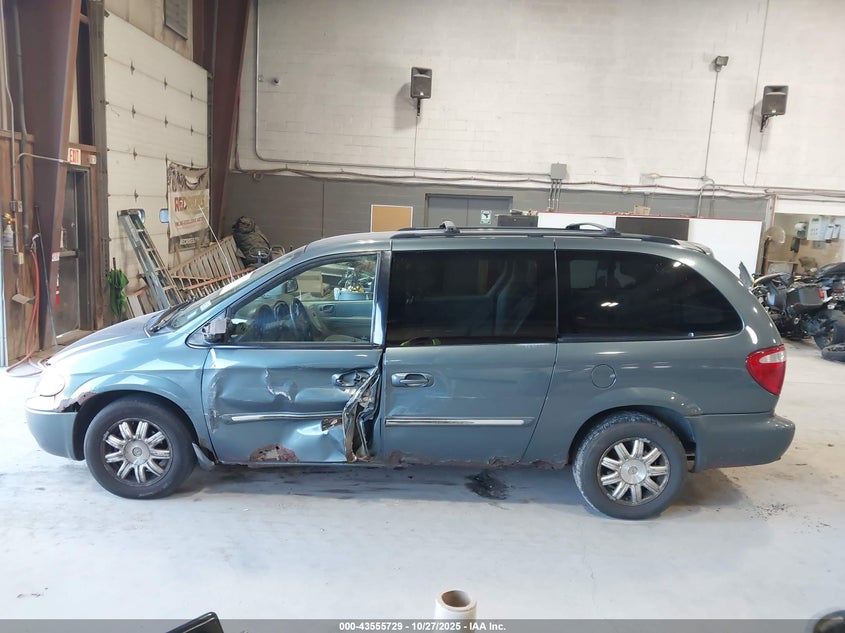 2006 Chrysler Town & Country Touring VIN: 2A4GP54L46R795610 Lot: 43555729