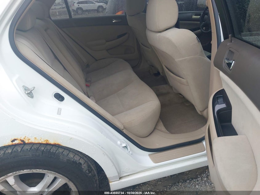 1HGCM563X6A112101 2006 HONDA ACCORD photo no. 8
